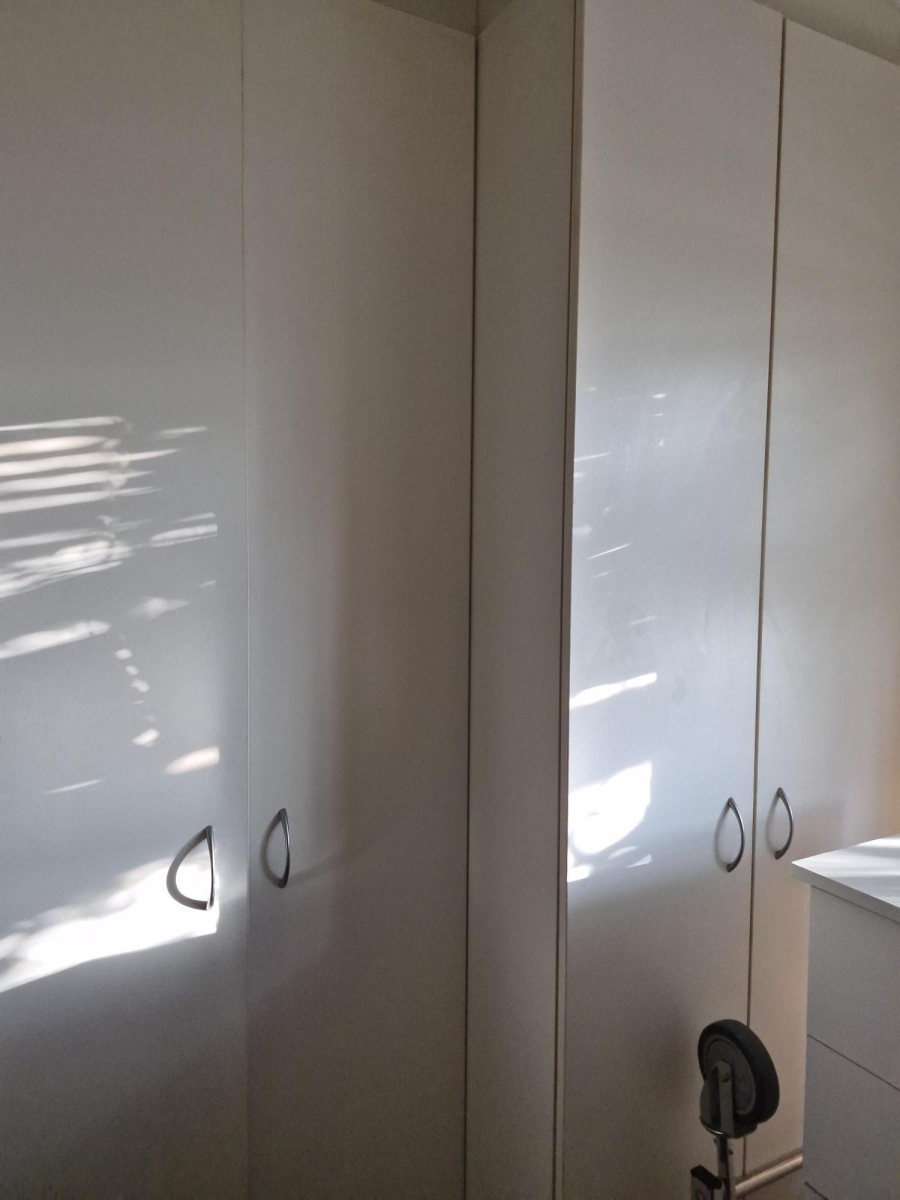 To Let 2 Bedroom Property for Rent in Buh Rein Estate Western Cape